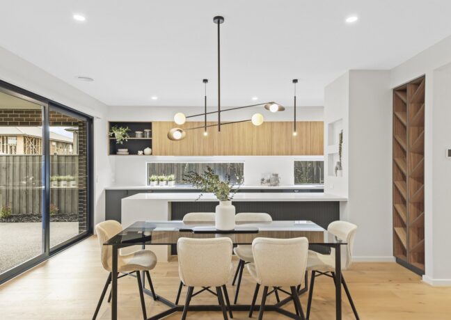 Mentone 334 Dining 