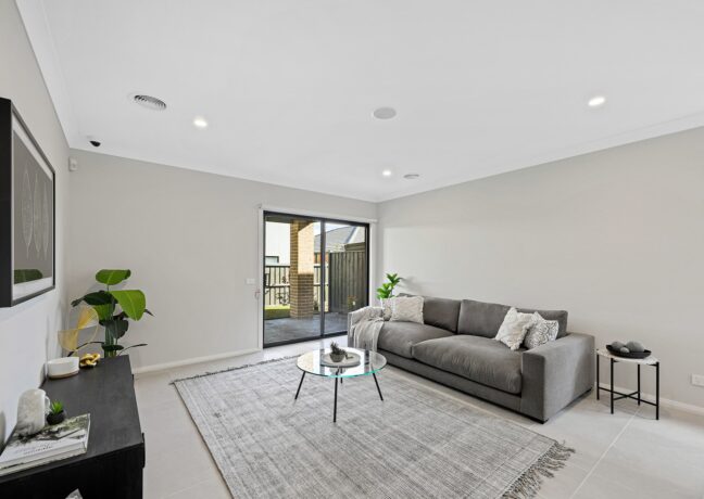 Savanna 223 Living 