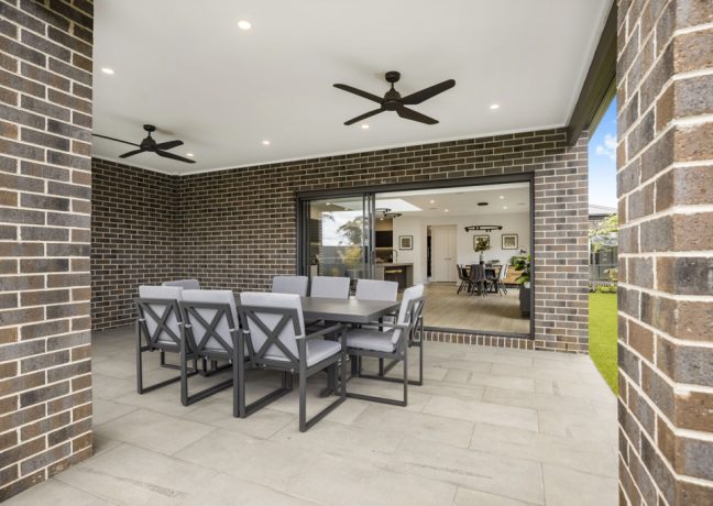 Caversham 307 Alfresco 