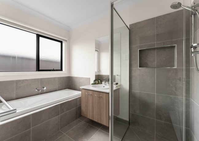 Savanna 223 Bathroom