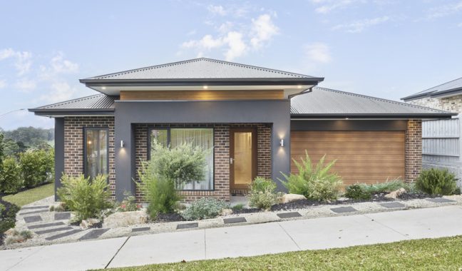 1 Simmental Street, Drouin 3818